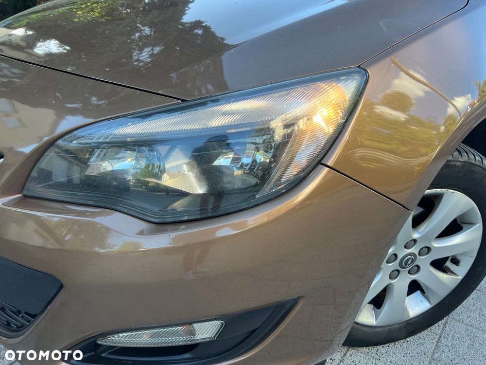 Opel Astra 1.4 T Cosmo S&S - 3