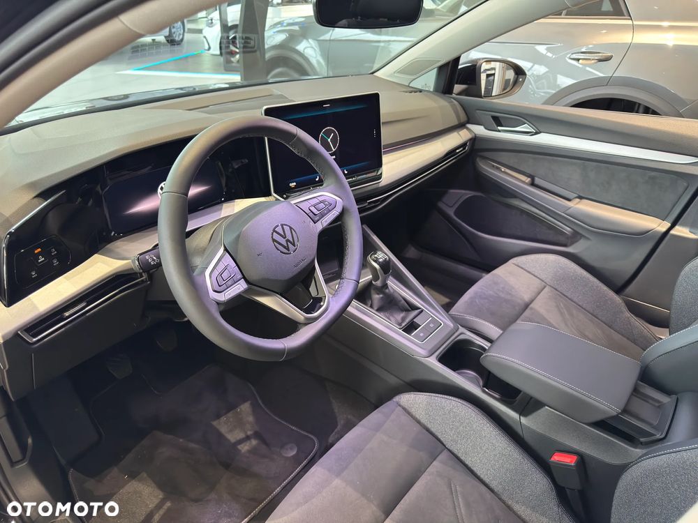 Volkswagen Golf VIII 1.5 TSI Life Plus - 8