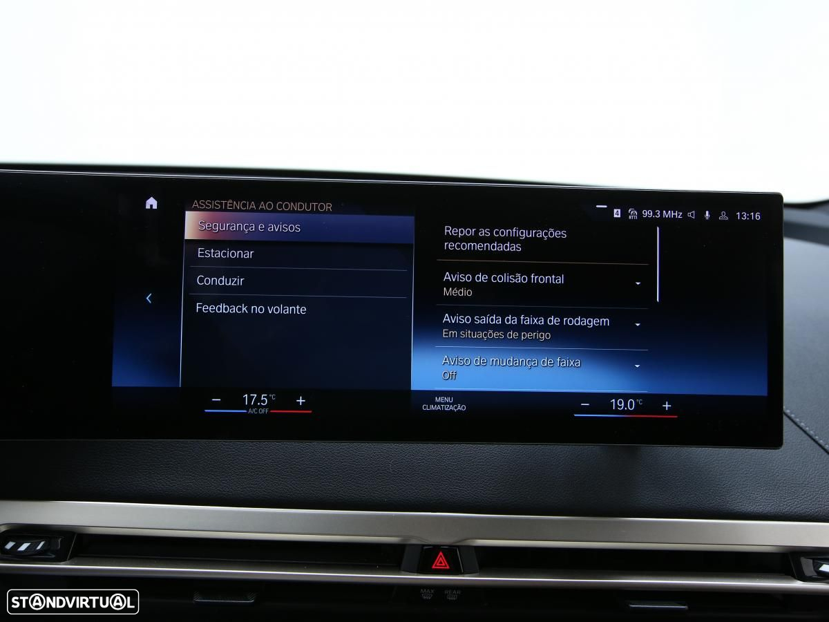 BMW iX xDrive 40 - 28