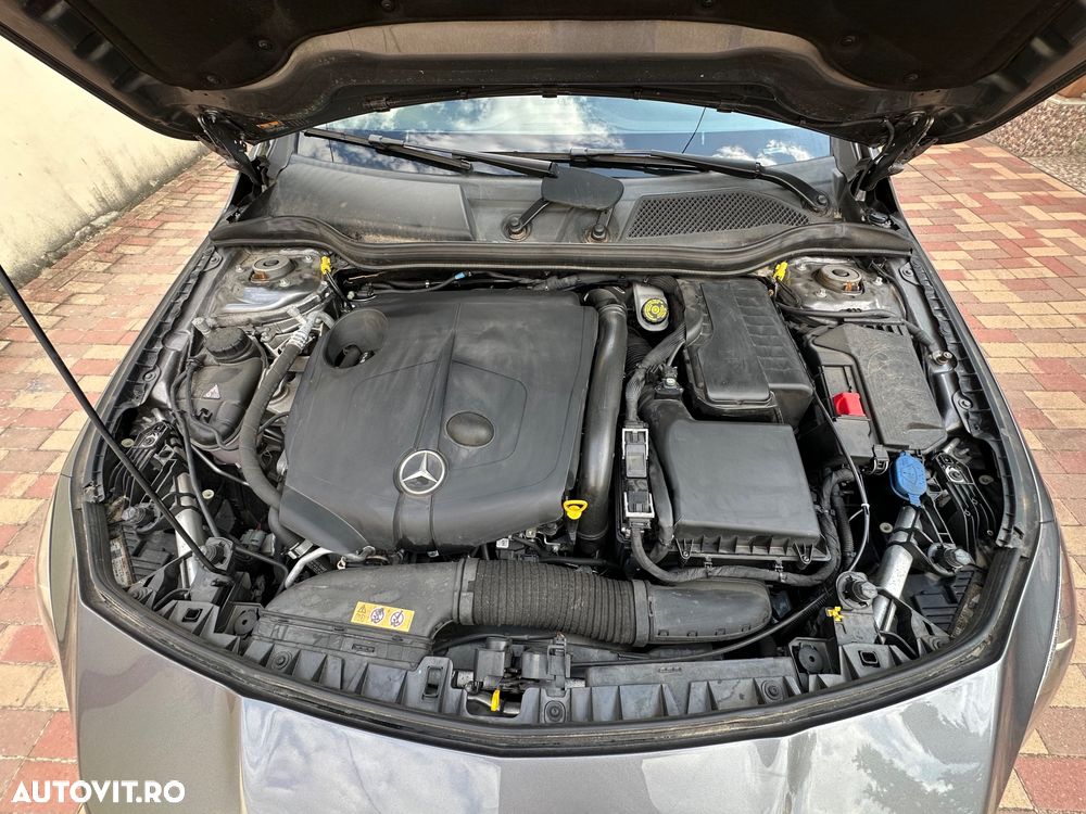 Mercedes-Benz CLA 220 d 7G-DCT AMG Line - 16