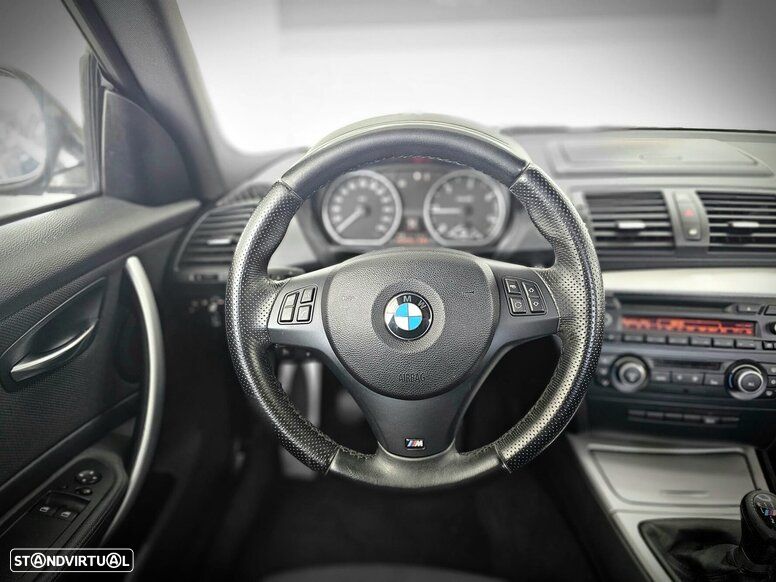 BMW 118 d Limited Edition Lifestyle c/ M Sport Pack - 10