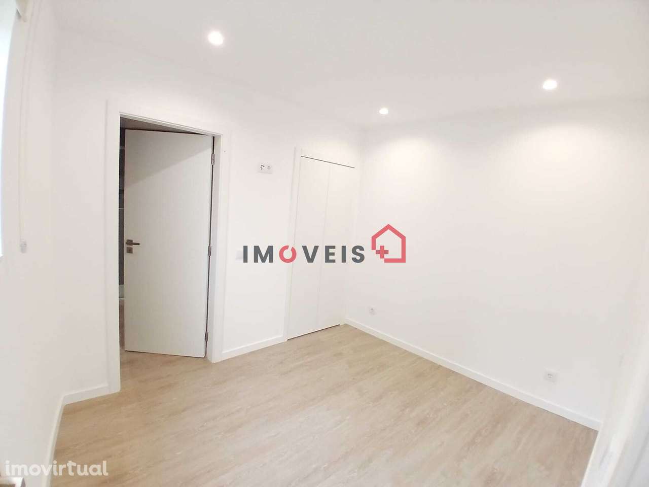 Apartamento T1 - Telheiro - Grande imagem: 5/9