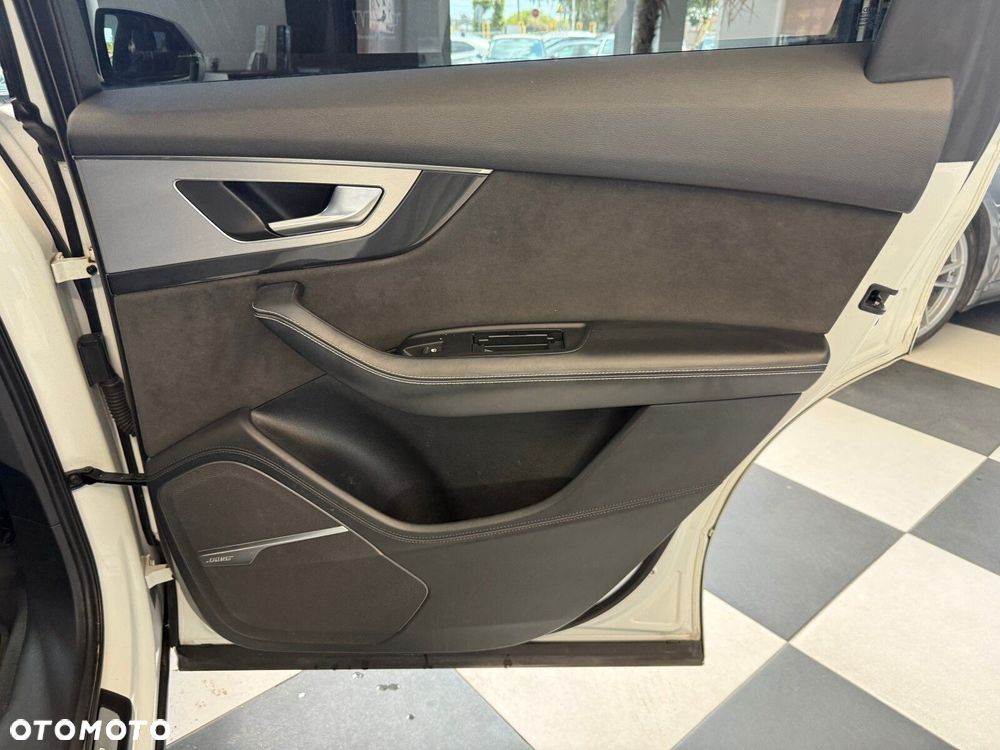 Audi SQ7 - 13