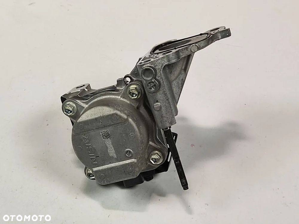 TOYOTA YARIS 1.5i 19-24r Pompa Wody - 4