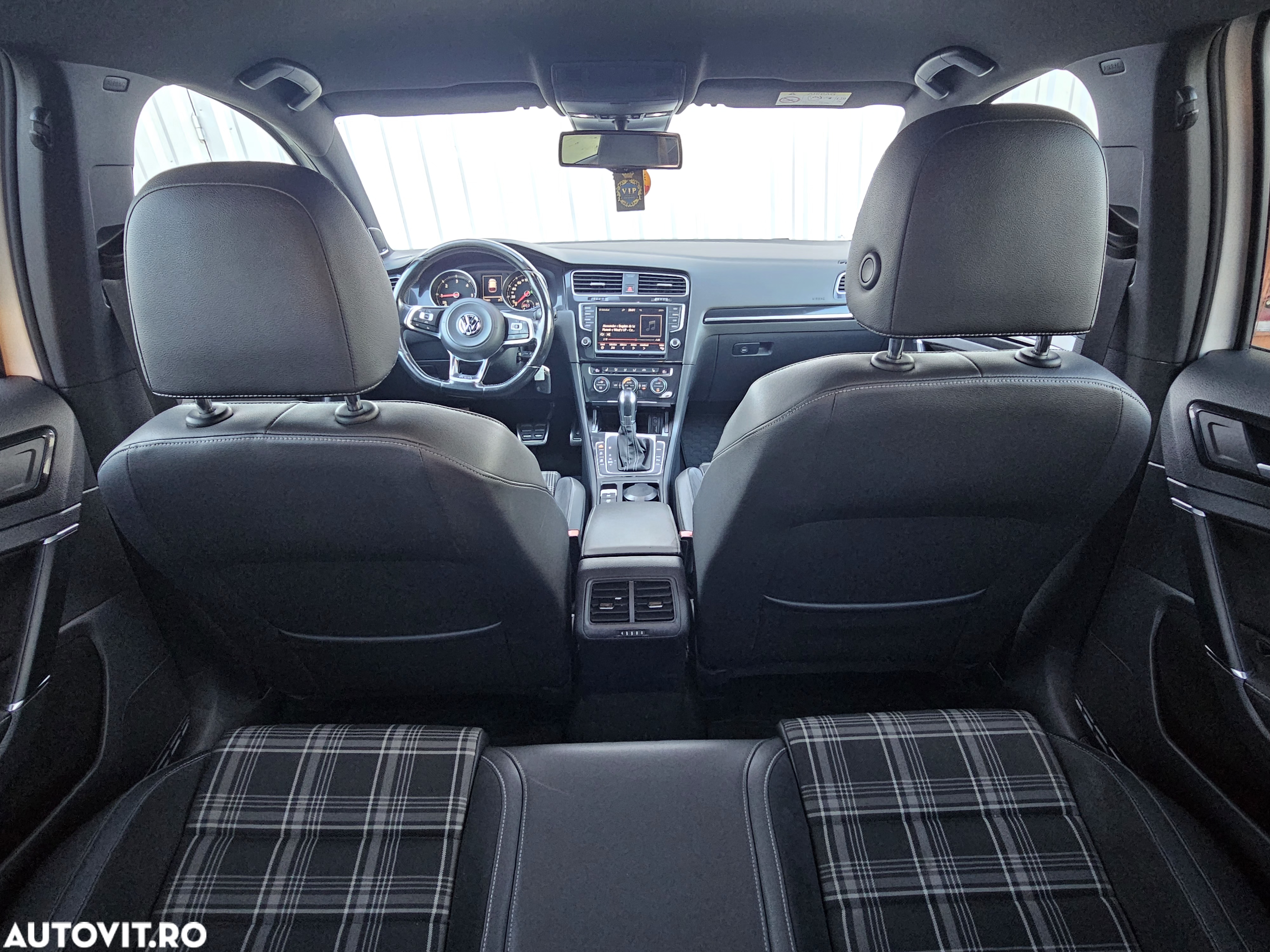 Volkswagen Golf 2.0 TDI DSG GTD - 14