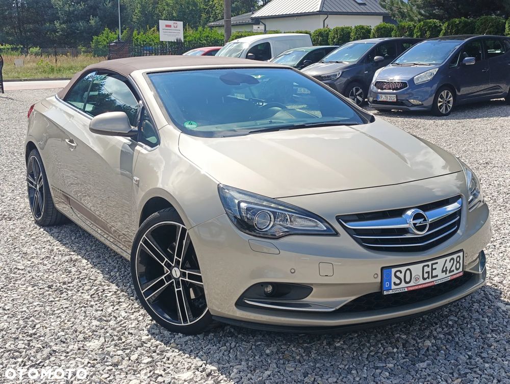 Opel Cascada 1.4 Turbo (ecoFLEX) Start/Stop Edition - 4