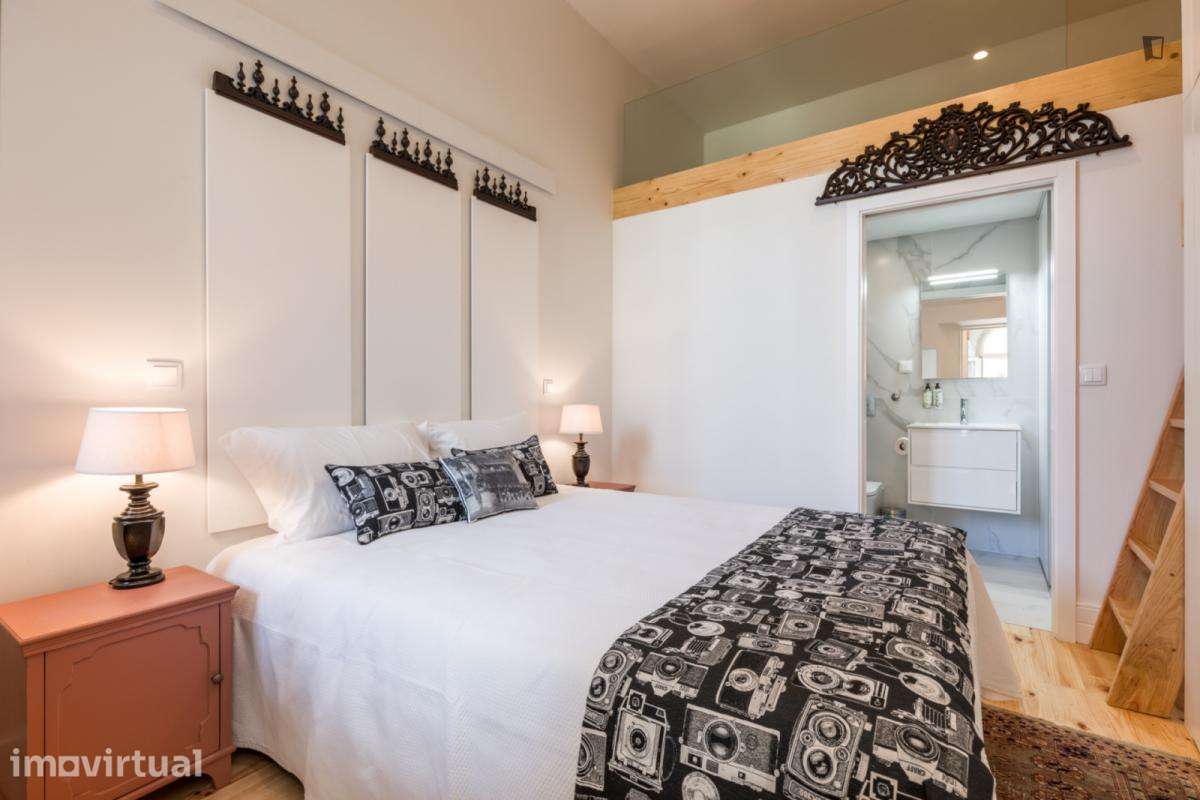 Apartamento com 1 quartos - localizado em Miragaia Porto - Grande imagem: 5/26