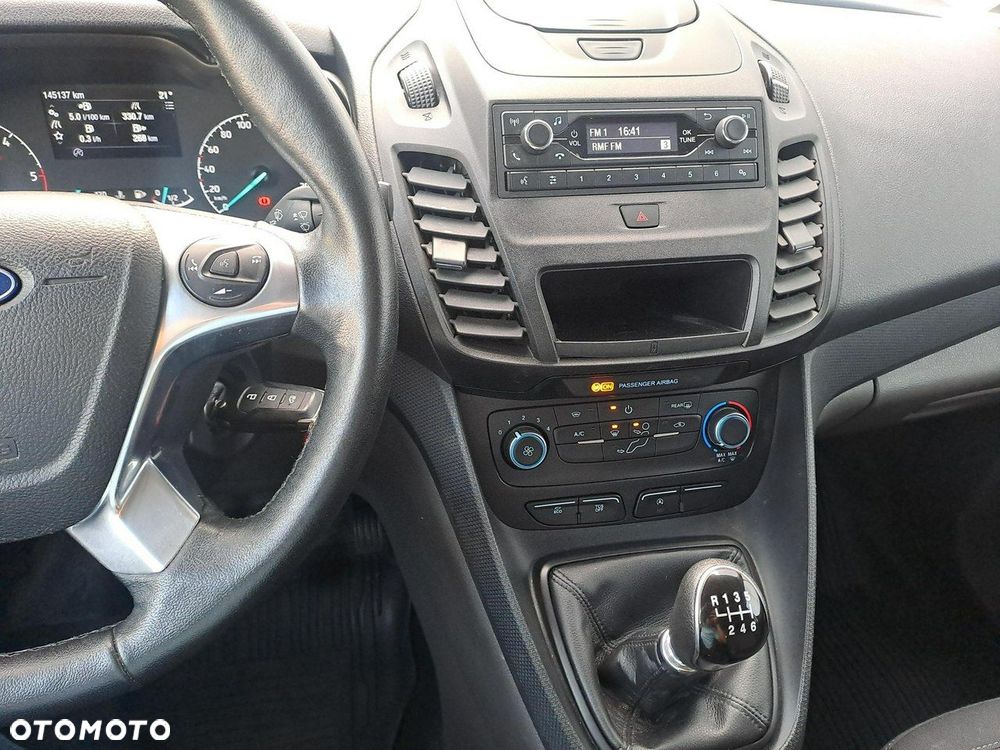 Ford Transit Connect - 19