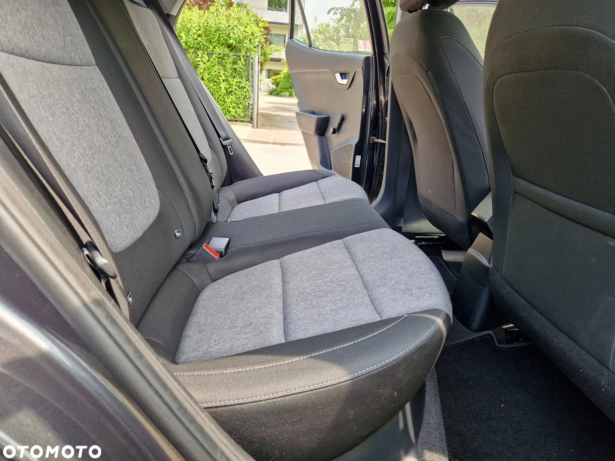 Kia Stonic 1.4 L - 14