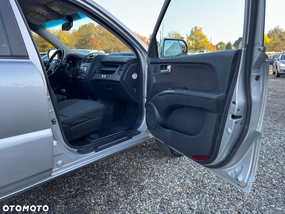 Kia Sportage 2.0 Tour 2WD - 24