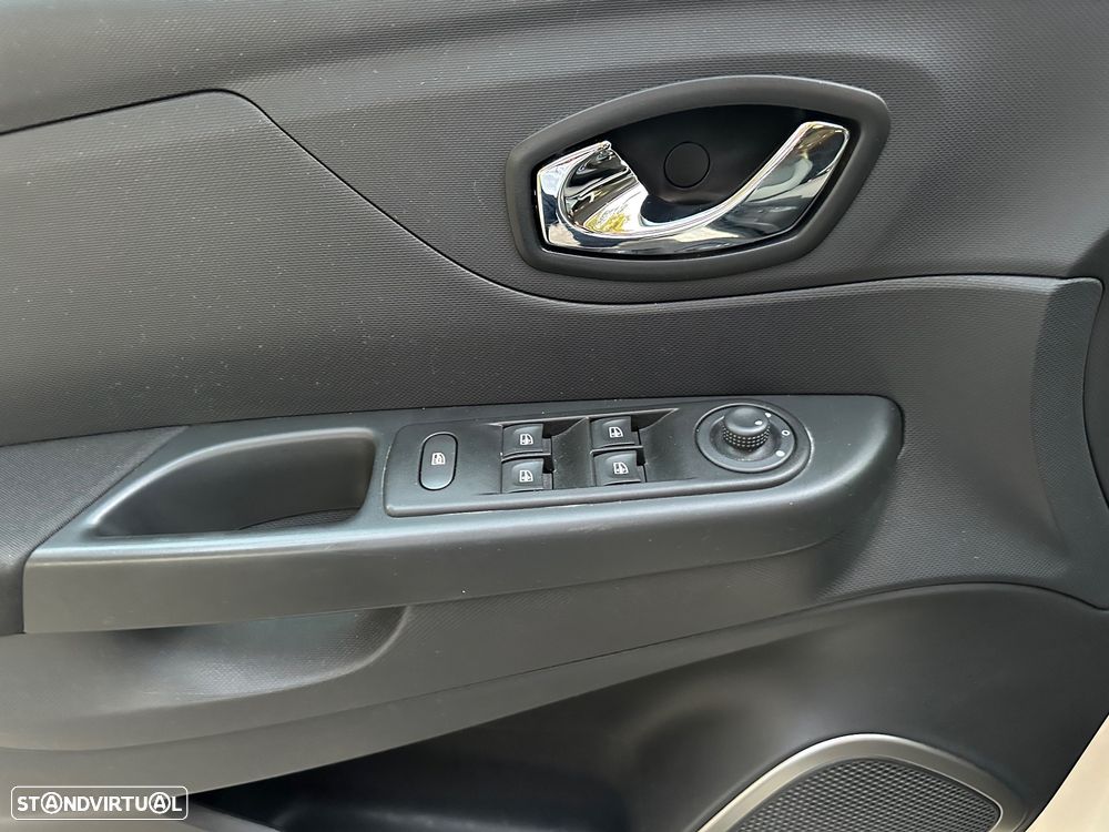 Renault Captur TCe 120 EDC Dynamique - 23