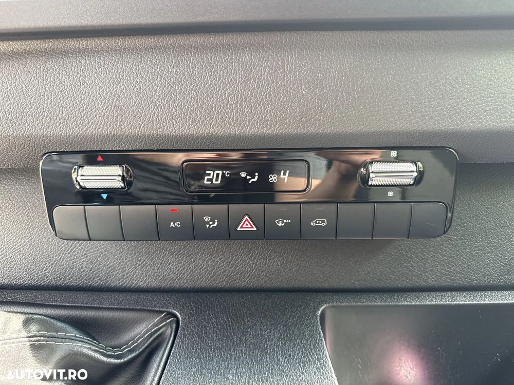 Mercedes-Benz Sprinter - 15