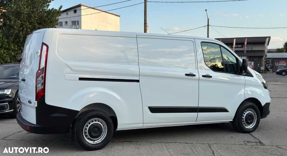 Ford TRANSIT CUSTOM L2H1 - 10