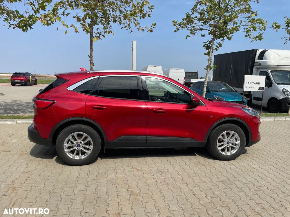Ford Kuga - 8