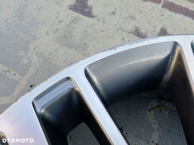 Felga aluminiowa 17" KIA 52910-H8600 - 3