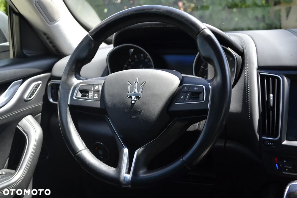 Maserati Levante - 38