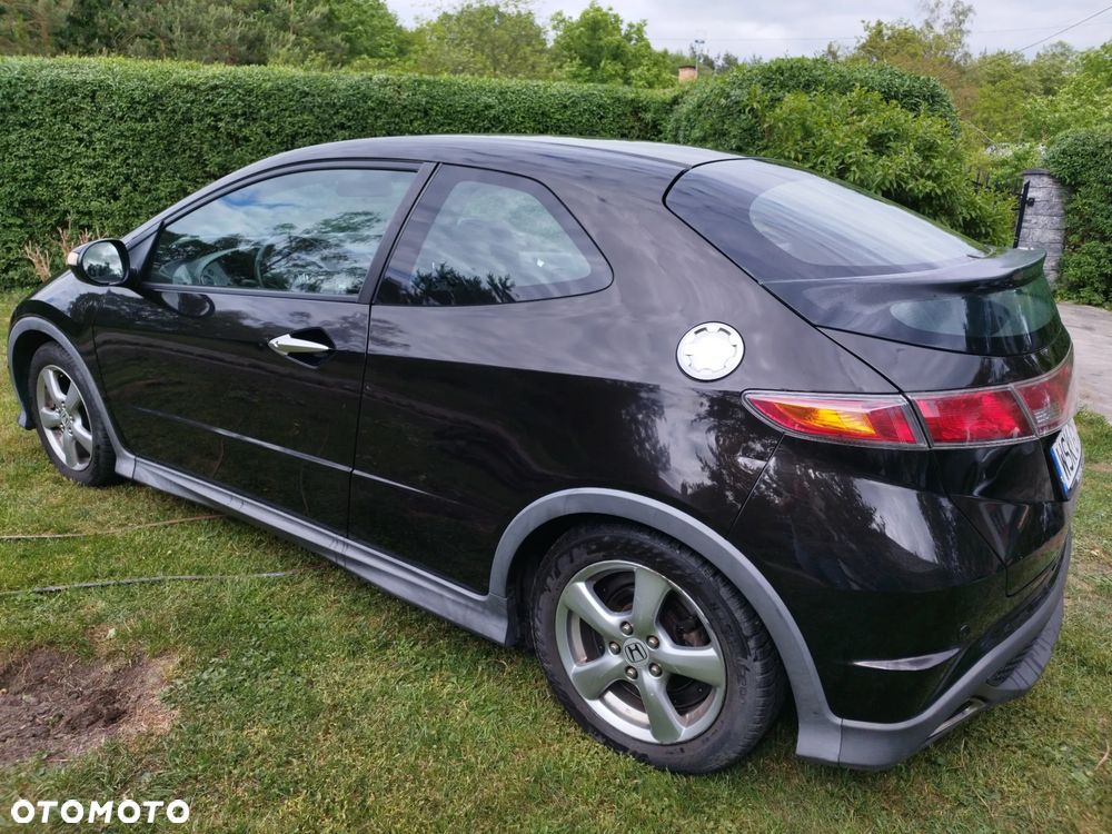Honda Civic 1.8i-VTEC Type S - 3