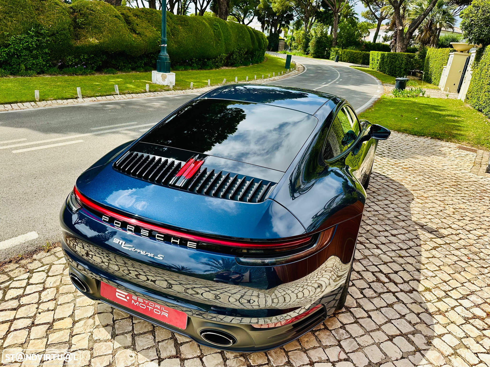 Porsche 911 Série F - 11