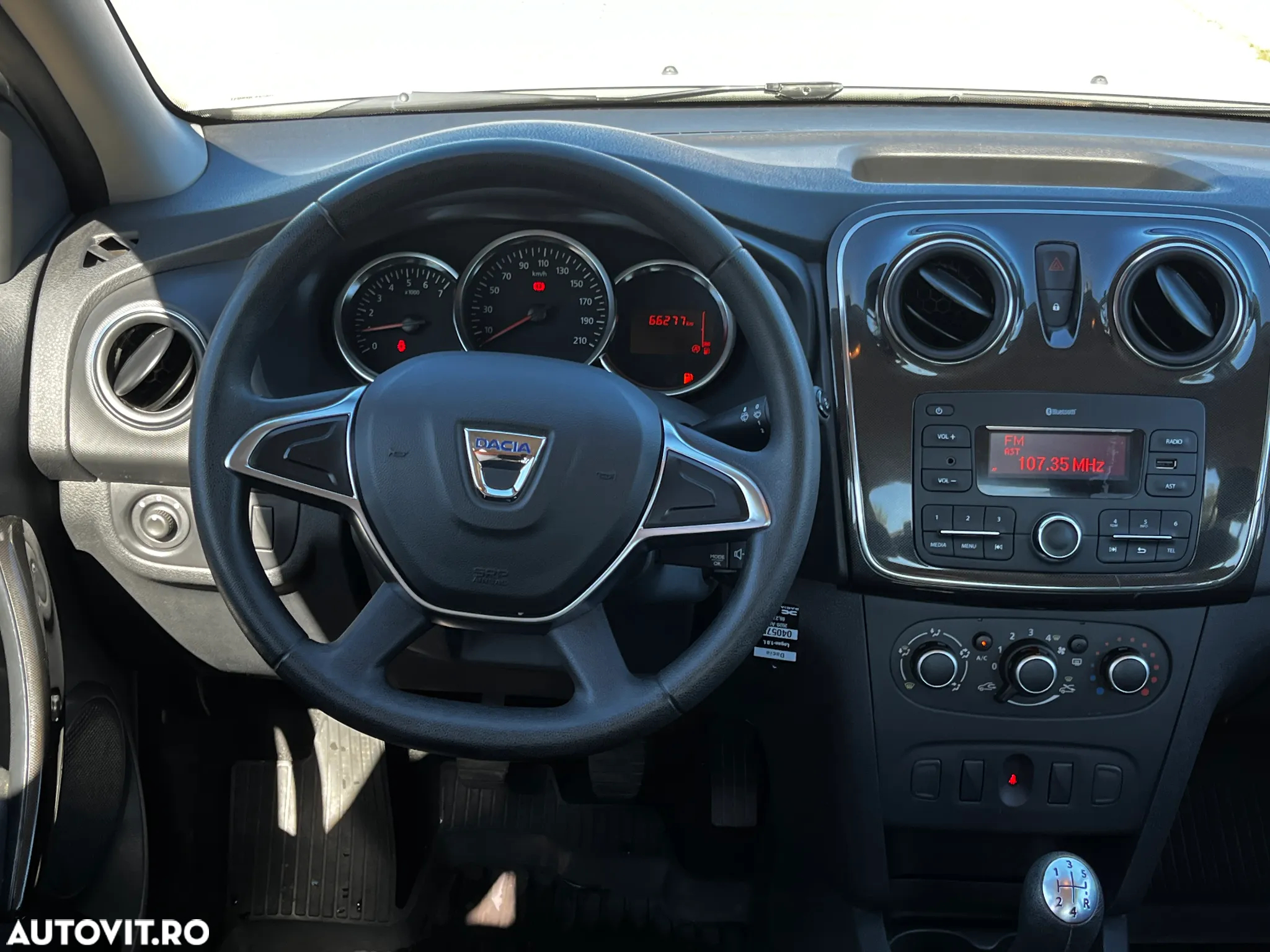 Dacia Logan 1.0 SCe Acces - 13