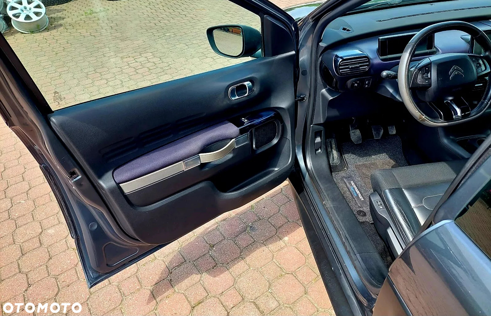 Citroën C4 Cactus PureTech 82 Business Class - 10