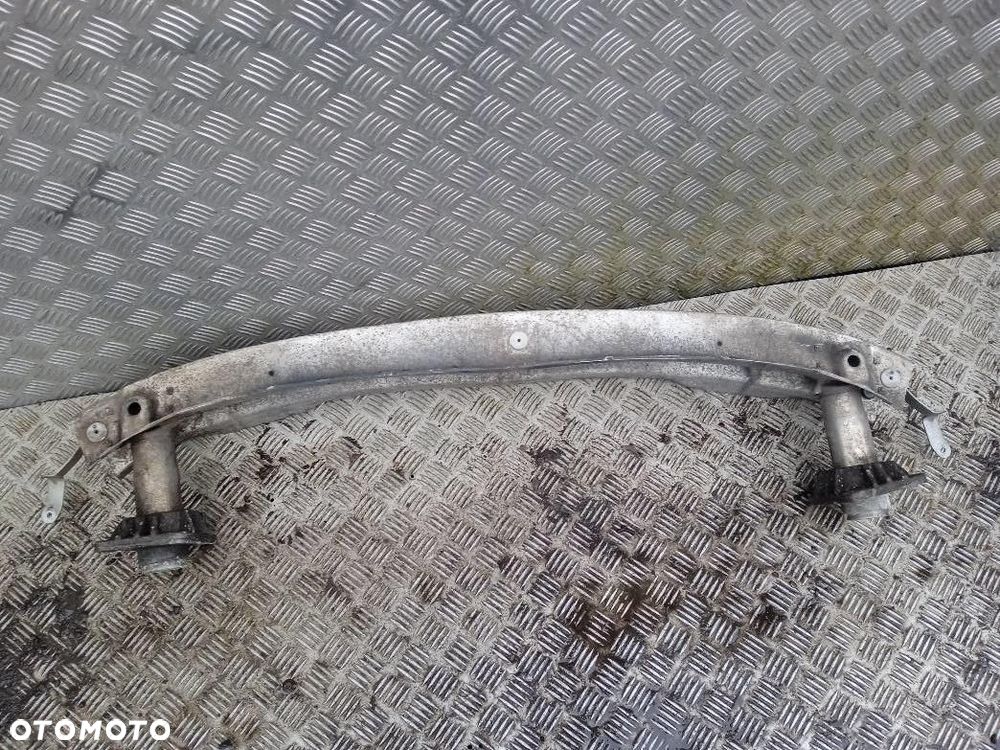 WZMOCNIENIE ZDERZAKA PRZÓD AUDI A4 B6