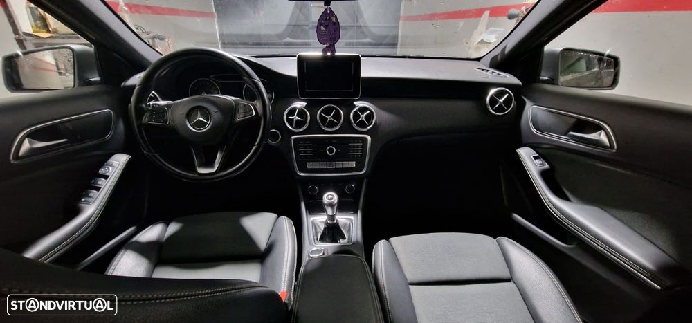 Mercedes-Benz A 180 CDI AMG Line - 9