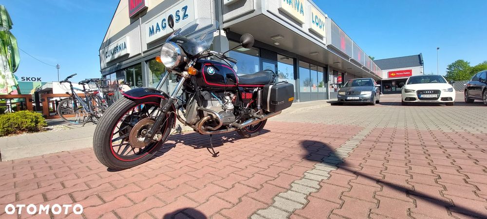 BMW R - 1