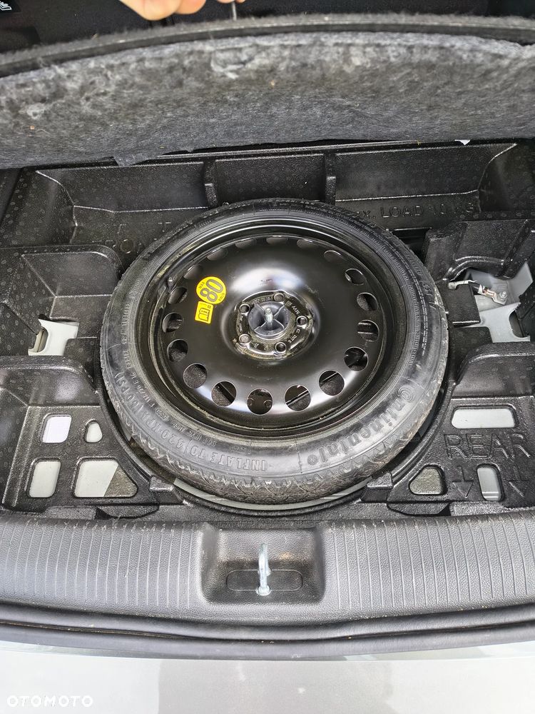 Opel Astra 1.2 Turbo Start/Stop Design&Tech - 17
