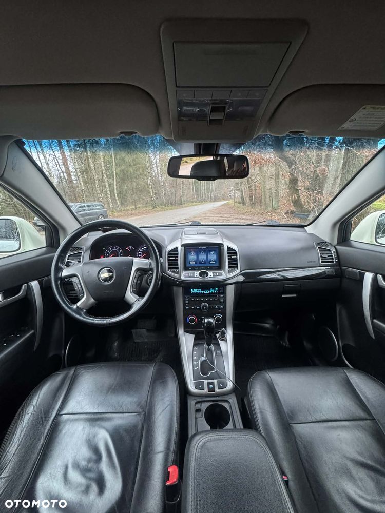 Chevrolet Captiva 2.4 LT+ - 8