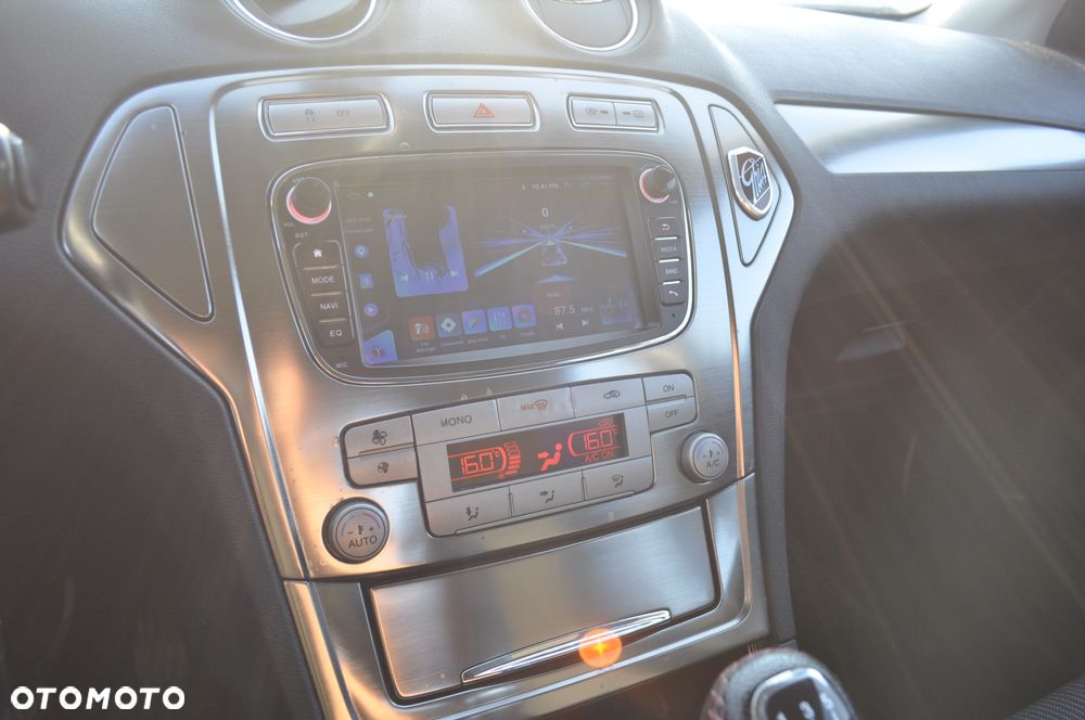 Ford Mondeo 2.0 Titanium - 13