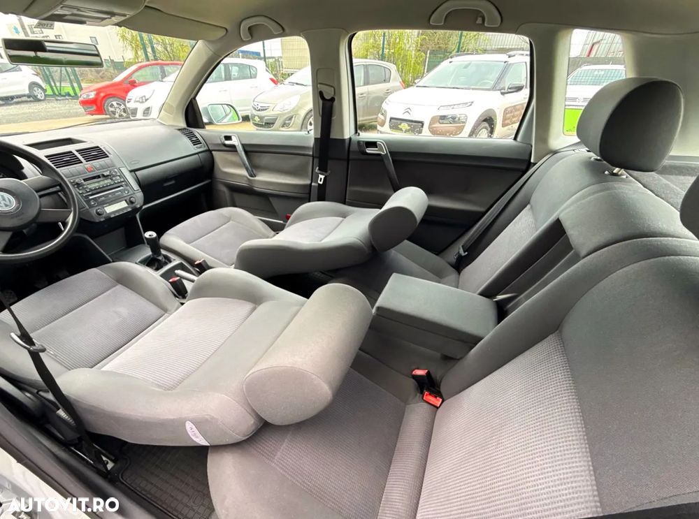 Volkswagen Polo - 22