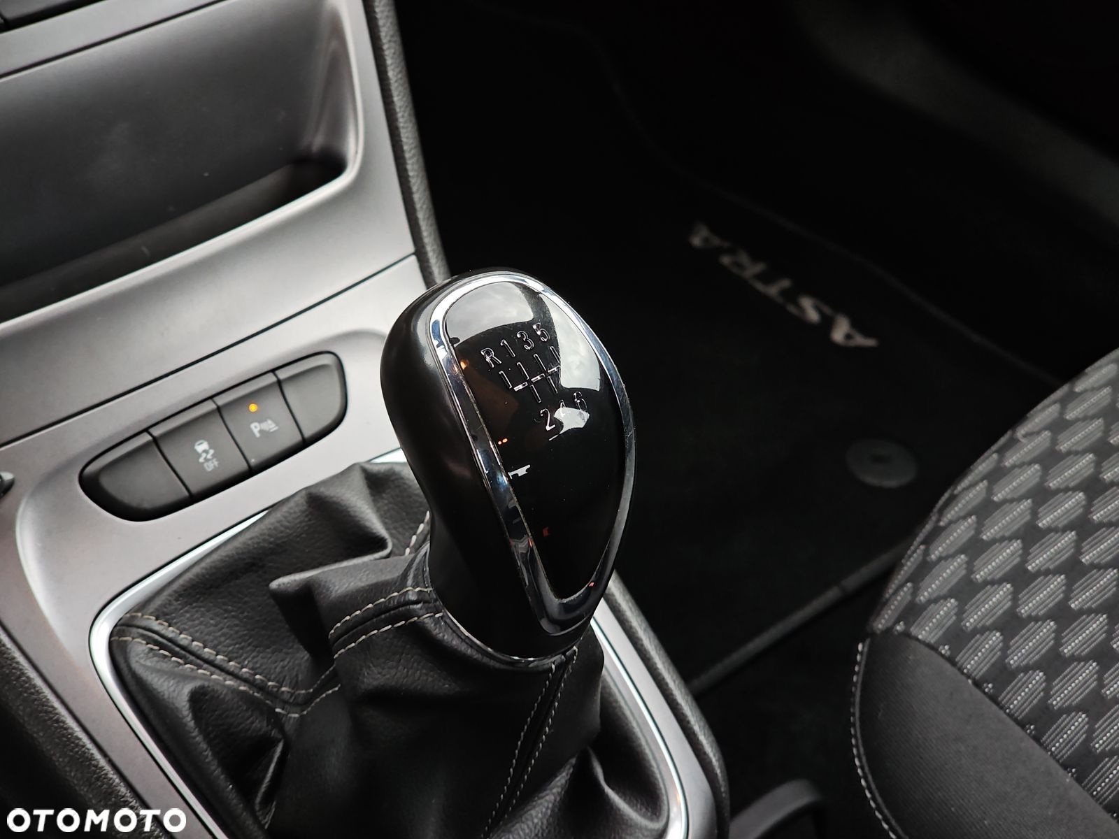 Opel Astra V 1.4 T Enjoy - 21