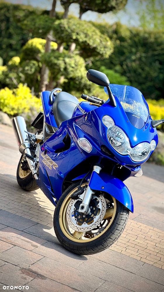 Kawasaki ZZR - 1