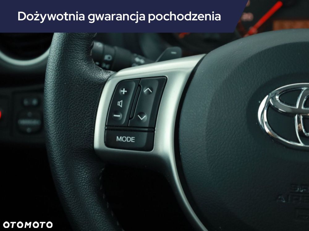Toyota Yaris - 17