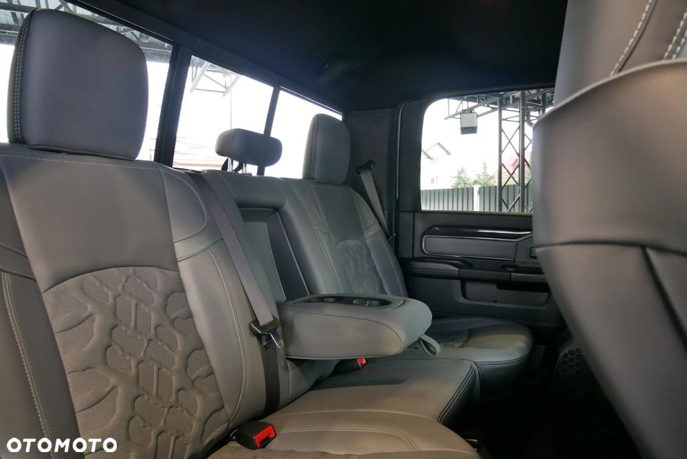 RAM 2500 - 15