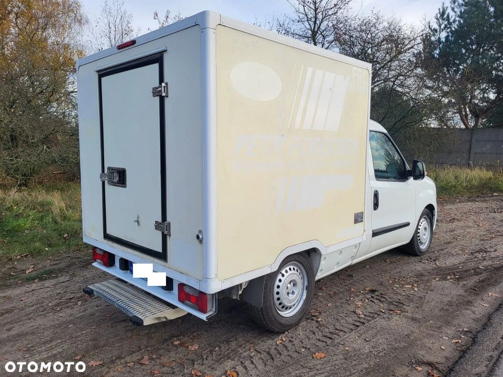 Fiat Doblo 1.3 TDI 90KM 2014r Izoterma Chłodnia Mroźnia Agregat Carrier Xarios 200 230v -29 + 20 - 5