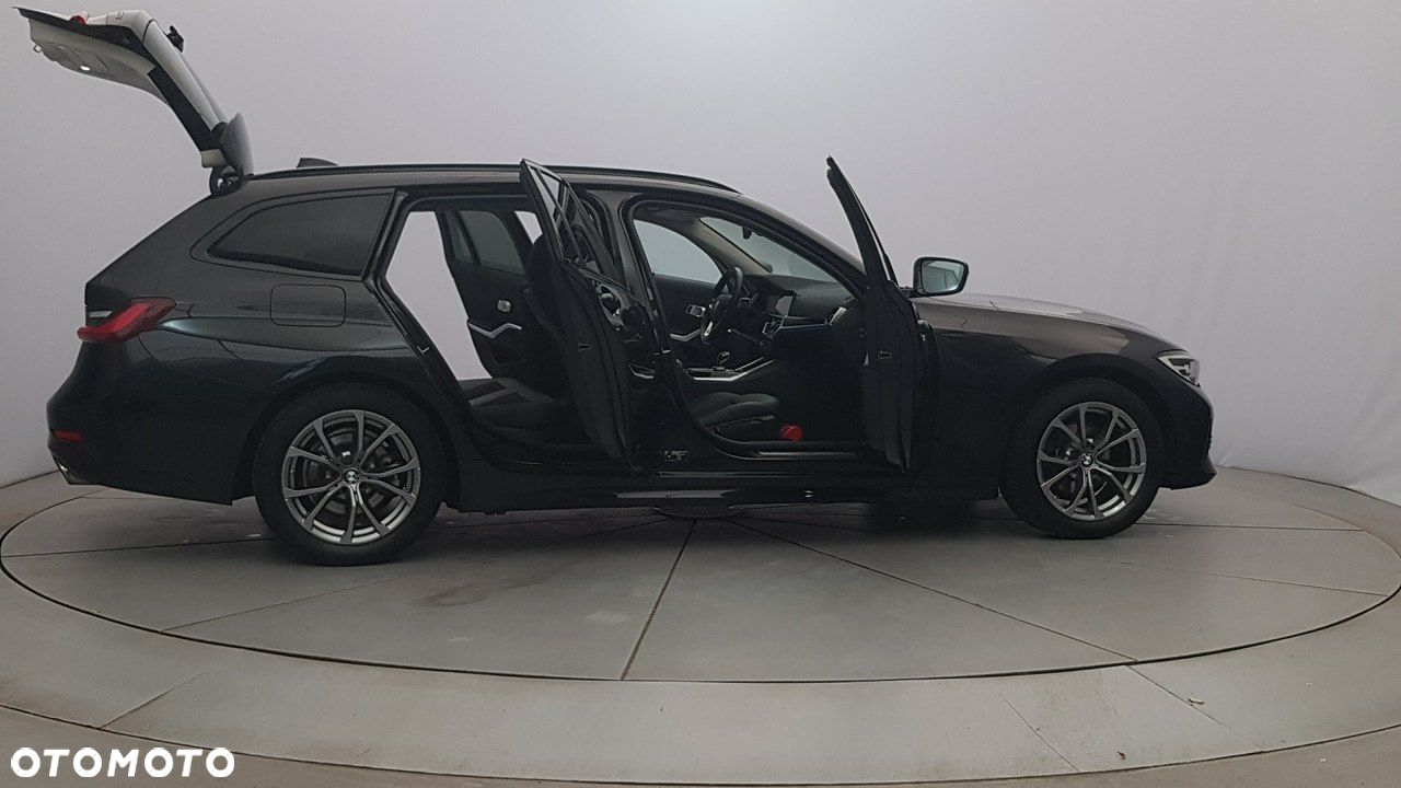 BMW Seria 3 - 12