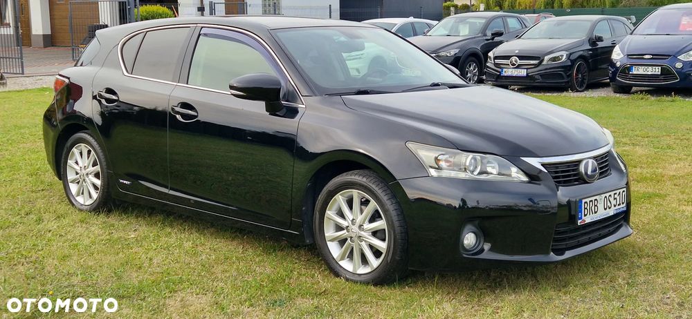Lexus CT - 8
