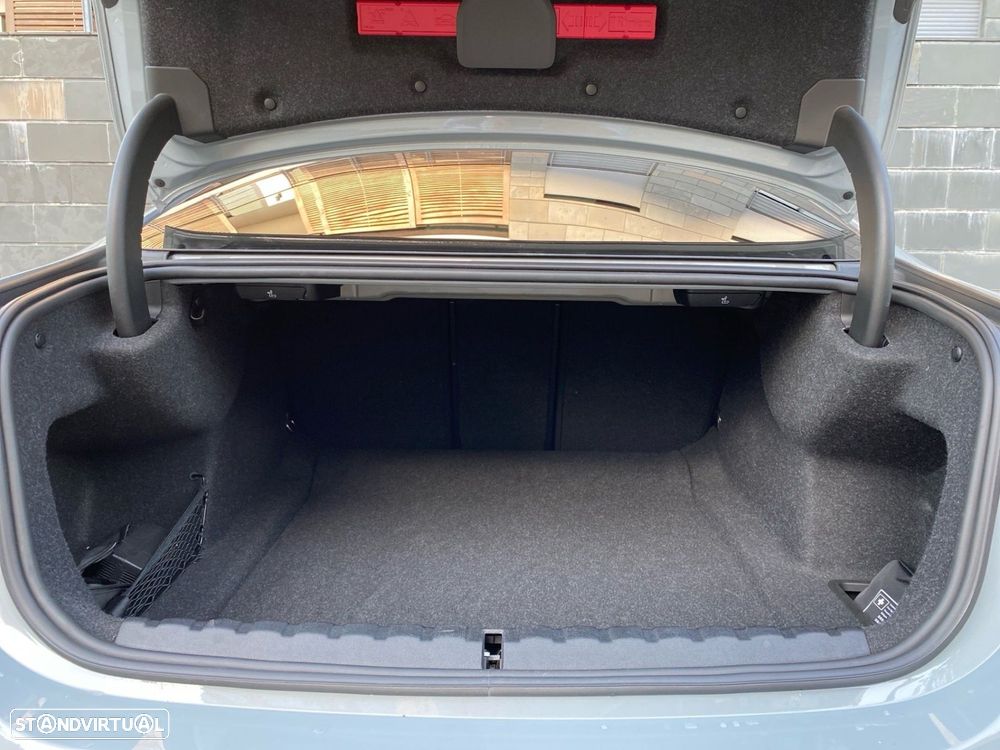 BMW 420 d Pack Desportivo M Pro Auto - 25
