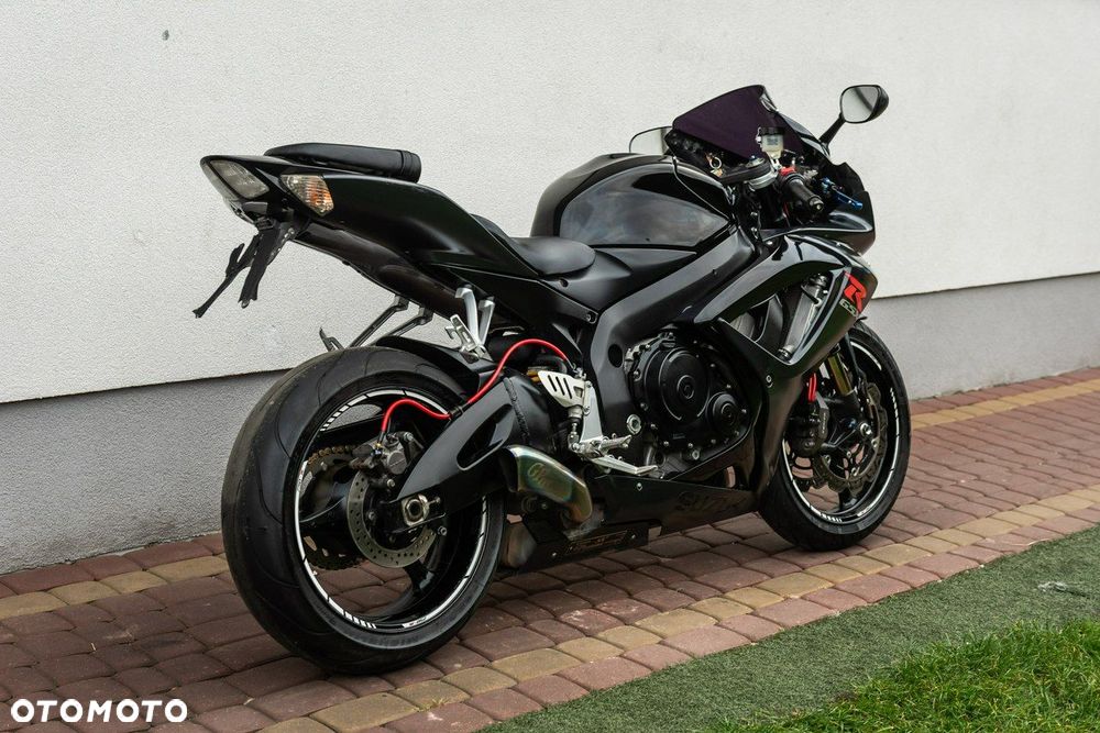 Suzuki GSX-R - 3
