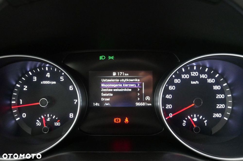 Kia Ceed 1.5 T-GDI M - 9