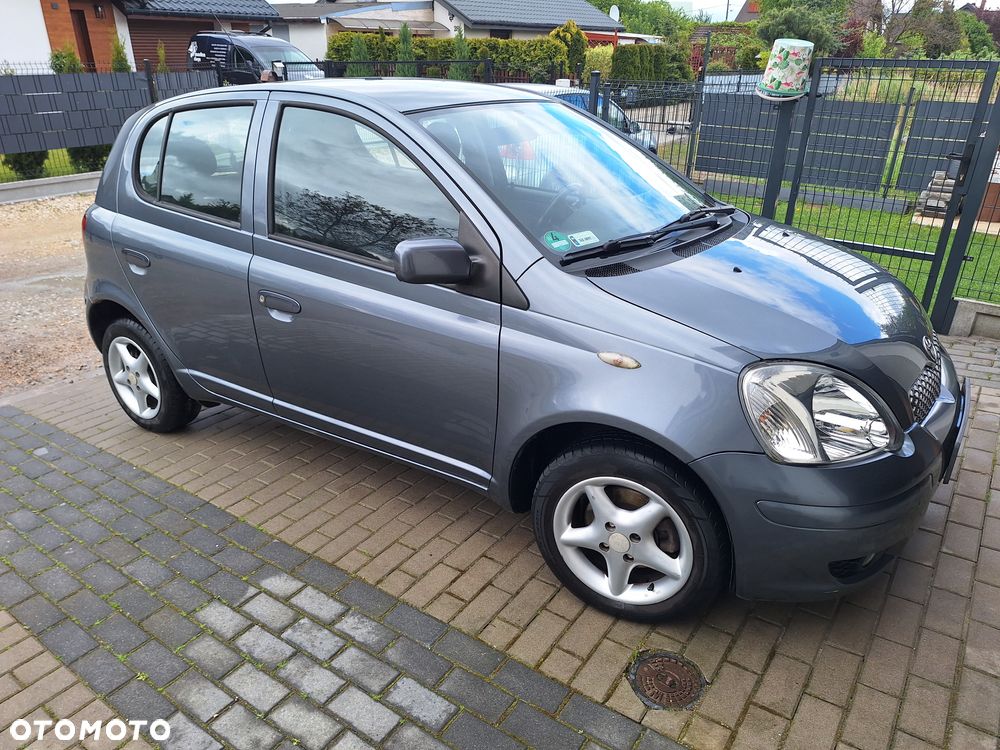 Toyota Yaris 1.3 Sol - 2