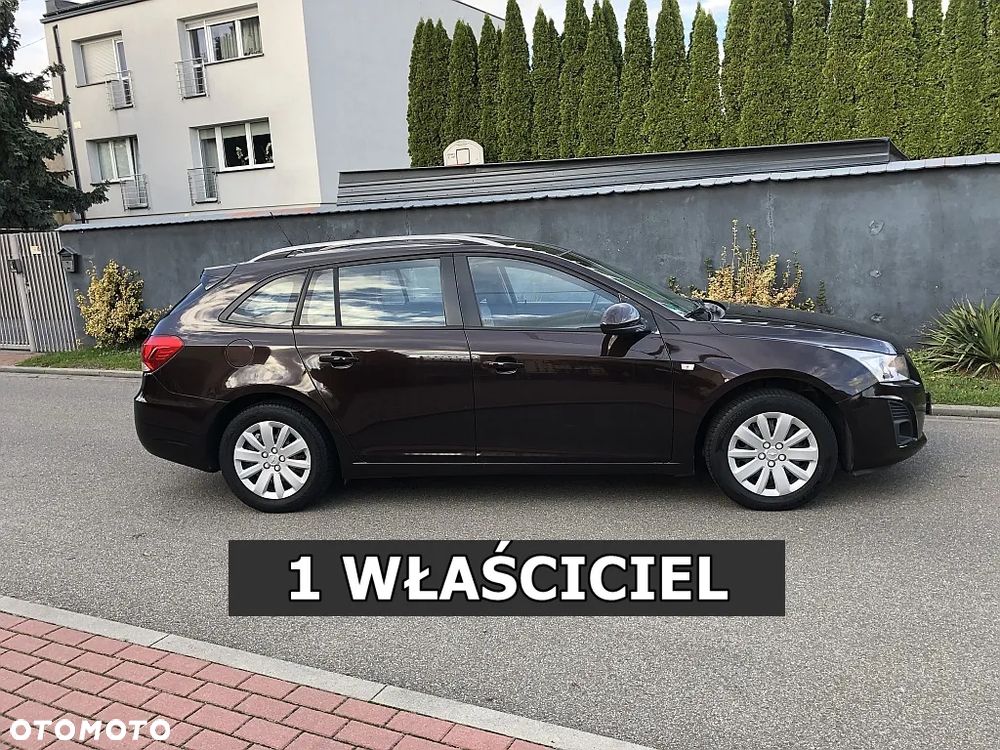 Chevrolet Cruze 1.6 LT - 4