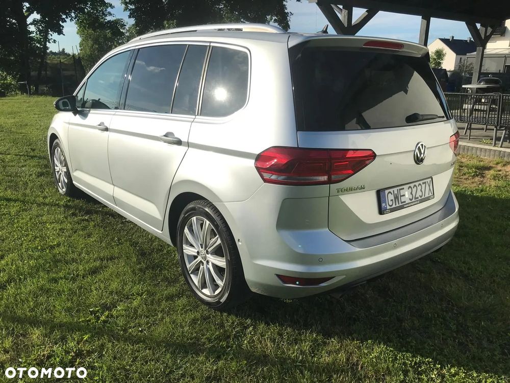 Volkswagen Touran 2.0 TDI SCR Highline - 2