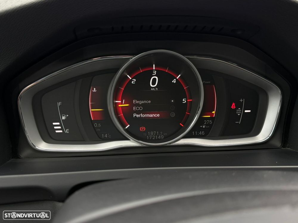 Volvo V60 2.0 D2 R-Design - 32