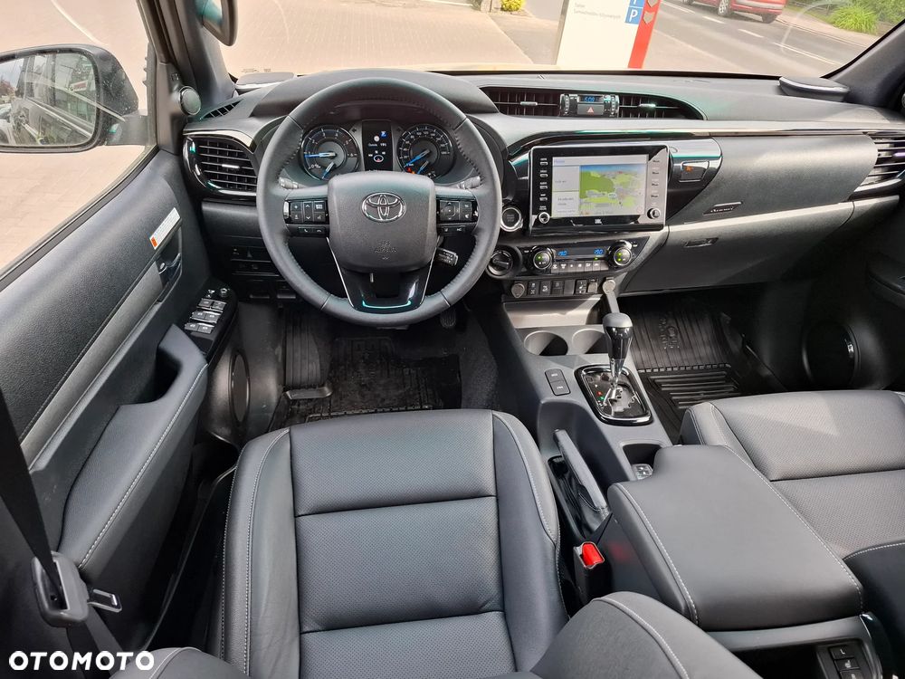 Toyota Hilux 2.8 D-4D Double Cab Invincible 4x4 - 30