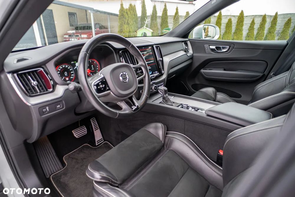 Volvo XC 60 D4 Geartronic RDesign - 23