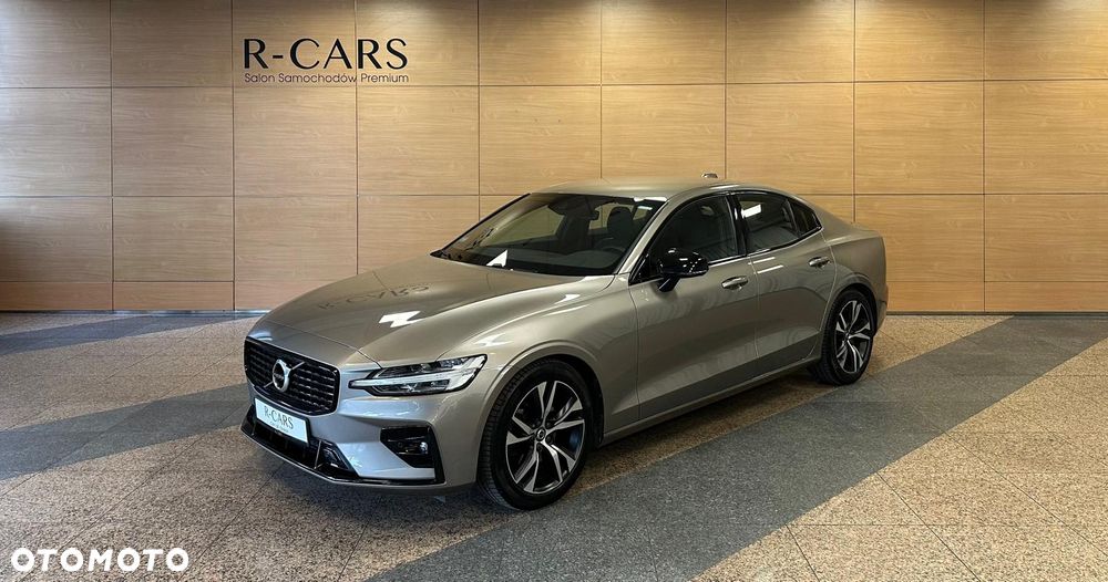 Volvo S60 B4 B R-Design - 2