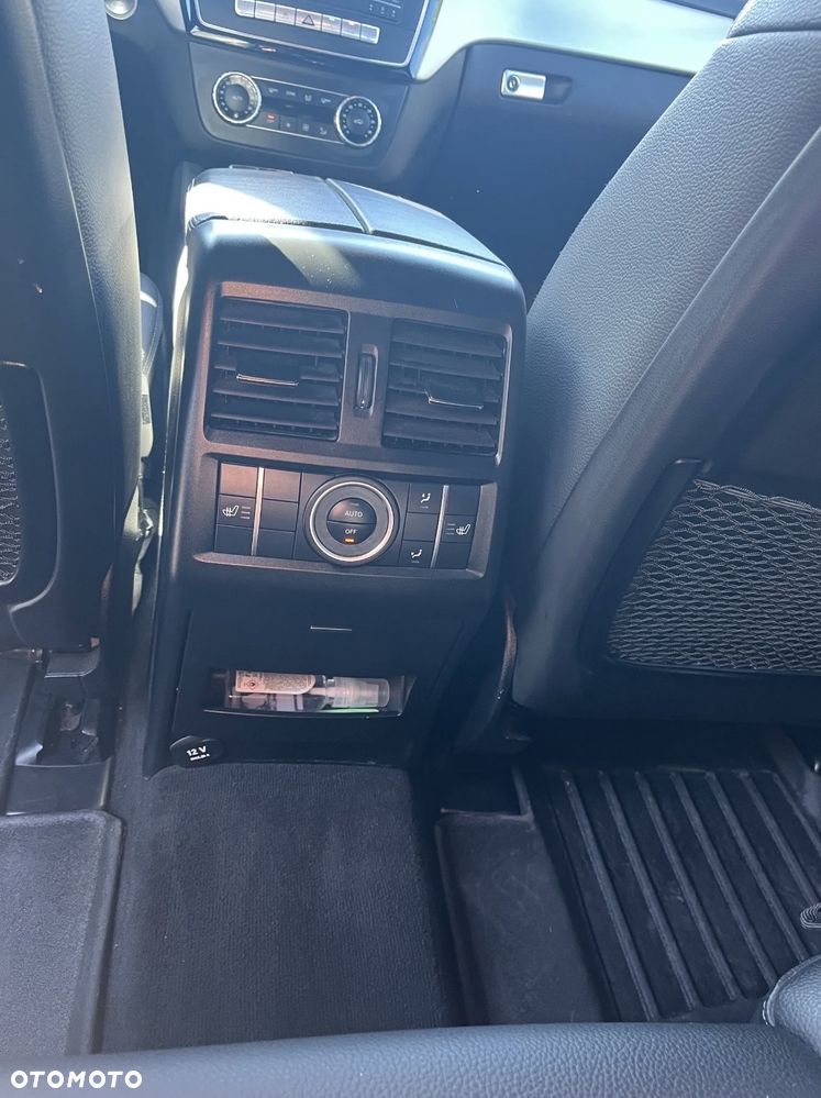 Mercedes-Benz GLE 400 4-Matic 7G-TRONIC - 16