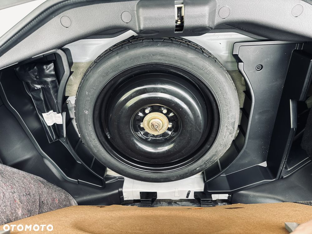 Mitsubishi 3000GT - 10